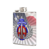 82e Airborne Division Dagger Design Heupfles (Links)