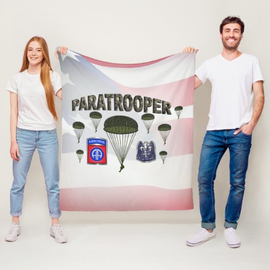 82e Airborne Division Paratrooper Fleece Deken (In situ)