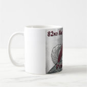 82e Mug de café aéroporté (Gauche)