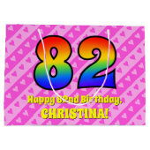 82e verjaardag: Roze strips & harten, regenboognr. Groot Cadeauzakje (Achterkant)