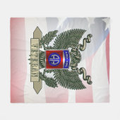 82e Veteraan, divisie Luchtvaart Fleece Deken (Voorkant (Horizontaal))