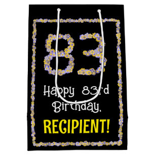 83e verjaardag: Floral Flowers Number, Custom Name Medium Cadeauzakje