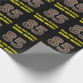 85e verjaardag: Naam & Faux Wood Grain Patroon "85 Cadeaupapier (Hoek)