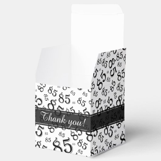 85e zwart/wit willekeurig getallenpatroon bedankdoosjes (Geopend)