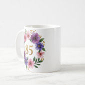 85ème Anniversaire Mug - Couronne florale avec num (Devant gauche)