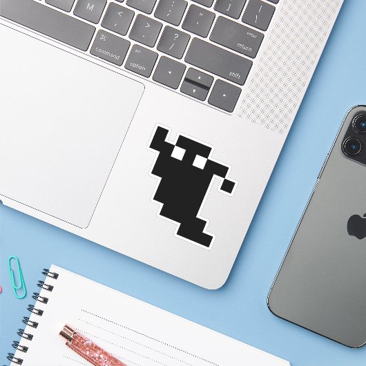8 bit Pixel Ghost Shadow Sticker (Laptop met iPhone)