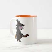 8-bit Retro Witch Tweekleurige Koffiemok (Voorkant links)