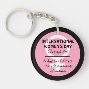 8 maart is Internationale Vrouwendag roze  Sleutelhanger
