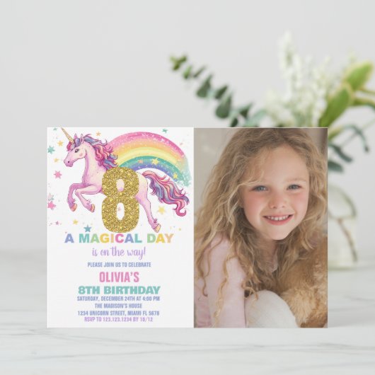 8e anniversaire de l'Unicorne Invitations avec pho (Debout devant)
