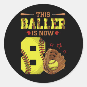 8e verjaardag Zachtjes Deze Ller Is Nu Acht 8 Jr O Ronde Sticker