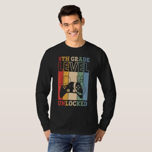 8th Grade Level Unlocked VideoGame Back to School T-shirt (Voorkant volledig)