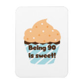 90 is Sweet Birthday T-shirts en cadeautjes Magneet (Verticaal)