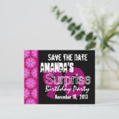 90e Surprise Anniversaire Motif rose Modèle (Debout devant)