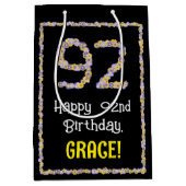 92e verjaardag: Floral Flowers Number, Custom Name Medium Cadeauzakje (Voorkant)