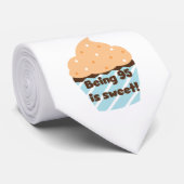 95 is Sweet Birthday T-shirts en cadeautjes Stropdas (Opgerold)