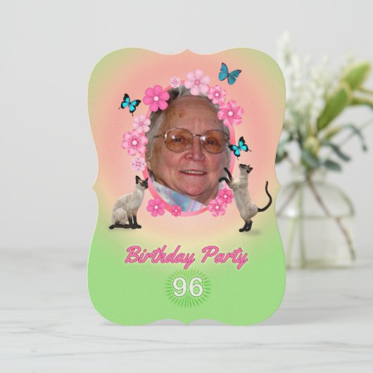 96e anniversaire de fête Invitation (Debout devant)