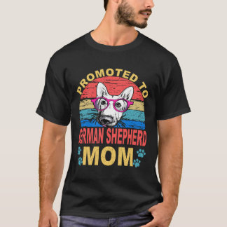 9 Bevorderd tot Duitse Herdersmoeder 498 T-shirt