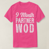 9-maands werkout van WOD-partner met zwangerschap T-shirt (Design voorkant)