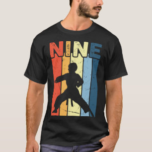 9 Nine Karate Lover 9e verjaardag 9 jaar oude Mart T-shirt