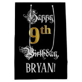 9de verjaardag ~ Fancy script; Faux Gold Kijk; naa Medium Cadeauzakje (Achterkant)