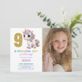 9e anniversaire Unicorn Anniversaire Invitations p (Debout devant)