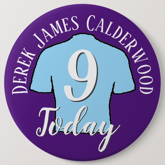 9e Birthday Football Badge to Personalize Button (Voorkant)