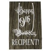 9e verjaardag: Fancy, Faux Wood Kijk + Aangepaste  Medium Cadeauzakje (Achterkant)