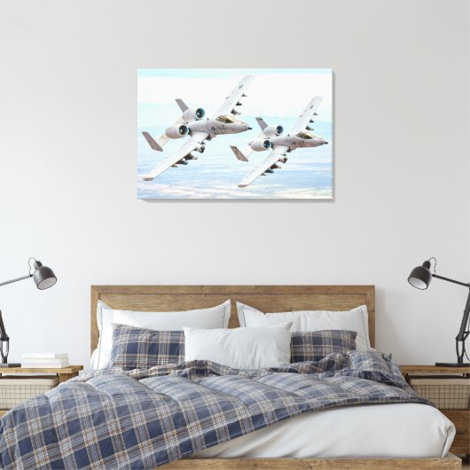 A-10C THUNDERBOLT II 24x36 Canvas Afdruk (Insitu (Slaapkamer))