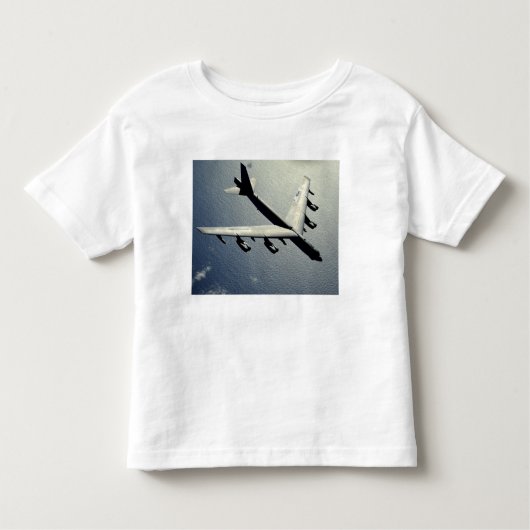 A B-52 Stratofort tijdens de vlucht Kinder Shirts (Voorkant)