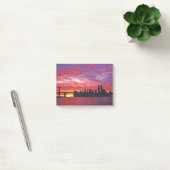 A Brilliant Sunset, Silhouette Of Lower Manhattan. Post-it® Notes (Kantoor)