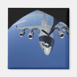 A C-17 Globemaster III ontvangt brandstof 2 Magneet