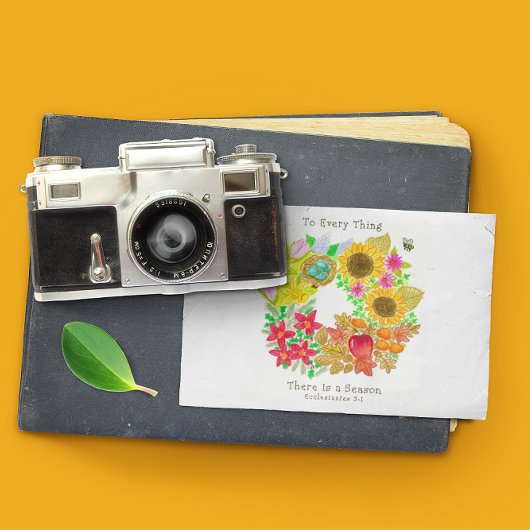 A Chaque Chose Il Y A Une Carte Postale De Saison