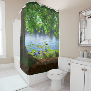 A côté du rideau de douche d'eau