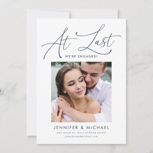 À Dernier Navy Script Photo Fiançailles Faire-part (Devant)