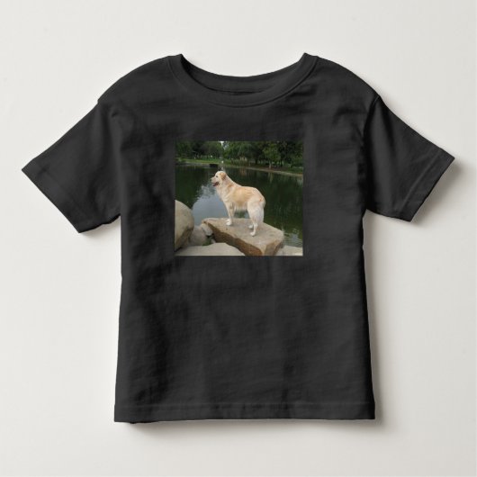 A Dog At A Pond Kinder Shirts (Voorkant)