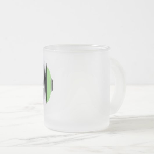 A et M dans la tasse de P.M. (Devant droit)