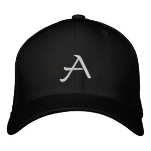 A-letter geborduurd – Aangepast Initiaal Geborduurde Pet