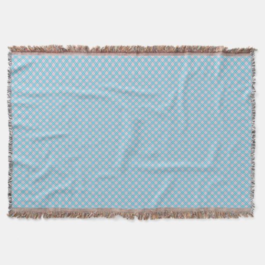 A light blue blanket with a subtle diamond pattern deken (Voorkant)