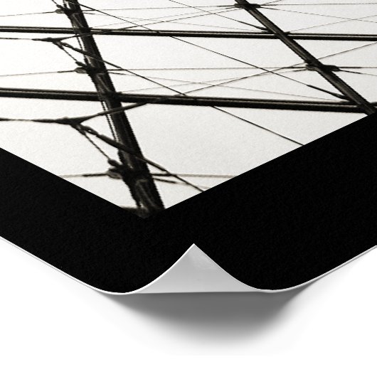 A l'intérieur de la pyramide du Louvre - affiche (Coin)