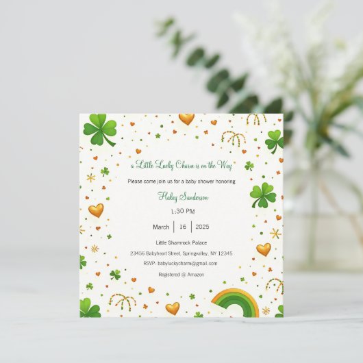 A Little Lucky Charm is onderweg op uitnodiging (Staand voorkant)