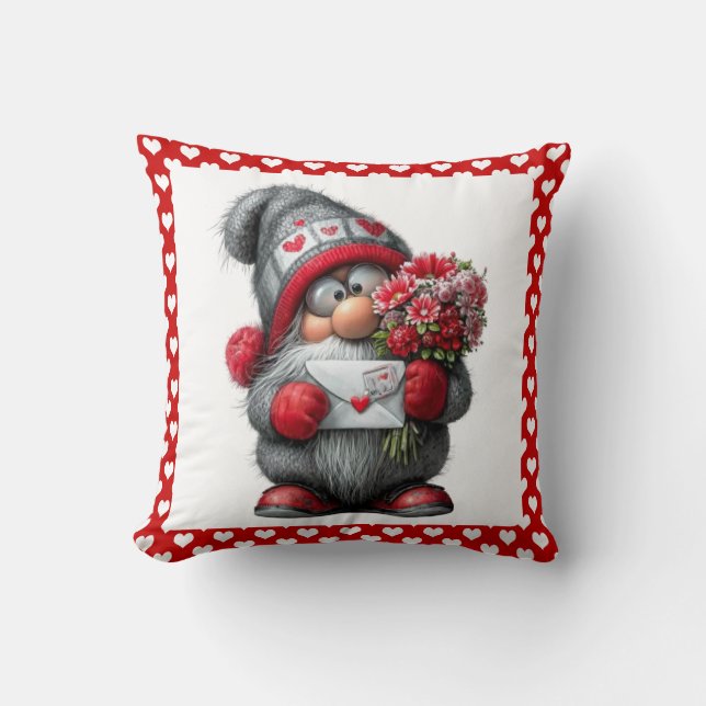 "A Love Note for You" Valentine Gnome Kussen (Voorkant)