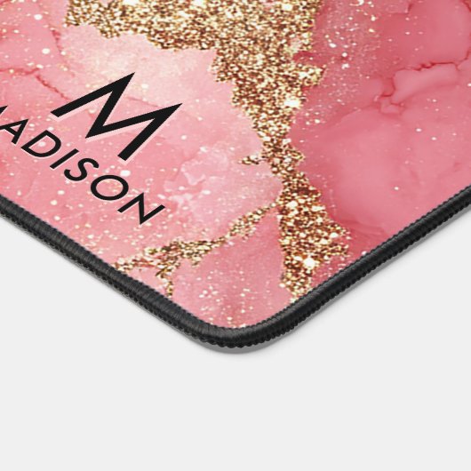 A luxurious pink marble background (Coin)