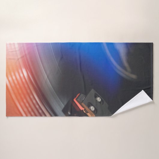 A modern turntable to play music on audio disc. Hi (Serviette de bain)