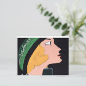 A obtenu la carte postale de regard (Debout devant)