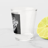 A Shot Argent Taureau Sur Cuir Noir Tiré Verre (Droite)