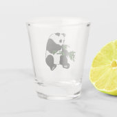A Shot Panda géant mange du verre de bambou (Dos)