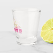 A Shot QUELQUE PART OUTHERE - LOGO du VERRE À LIQUEUR (Droite)