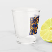 A Shot Verre avec des couleurs suédoises (Gauche)