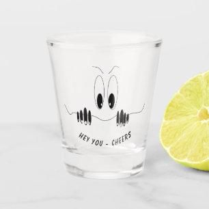 A Shot Verre de tir drôle avec yeux de curiosité - Bravo