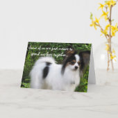 A signifié pour être carte de papillon de joyeux (Fleur jaune)